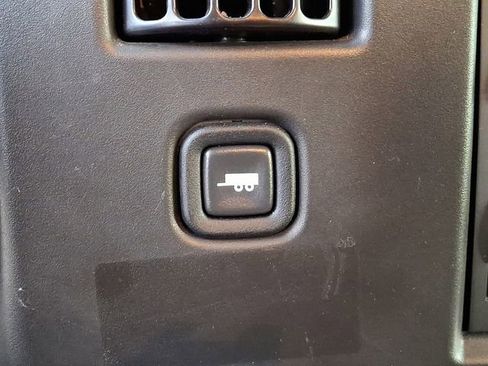 Used 2024 Chevrolet Express 2500 w/ Driver Convenience Package image 28