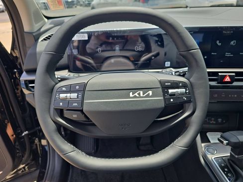 New 2026 Kia Sportage EX FWD image 29