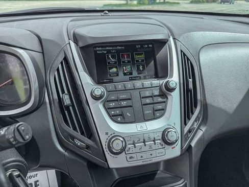 Used 2017 Chevrolet Equinox LT w/ Convenience Package image 19