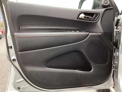Used 2023 Dodge Durango GT image 34