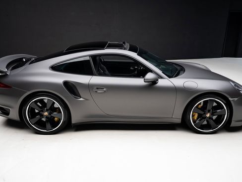 Used 2014 Porsche 911 Turbo S AWD/4WD image 35