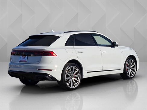 New 2026 Audi Q8 Prestige image 6