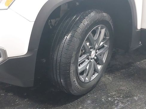 Used 2018 GMC Acadia SLT image 43