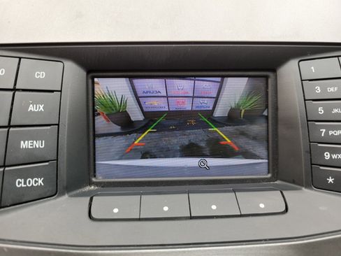 Used 2016 Ford Taurus SE image 22