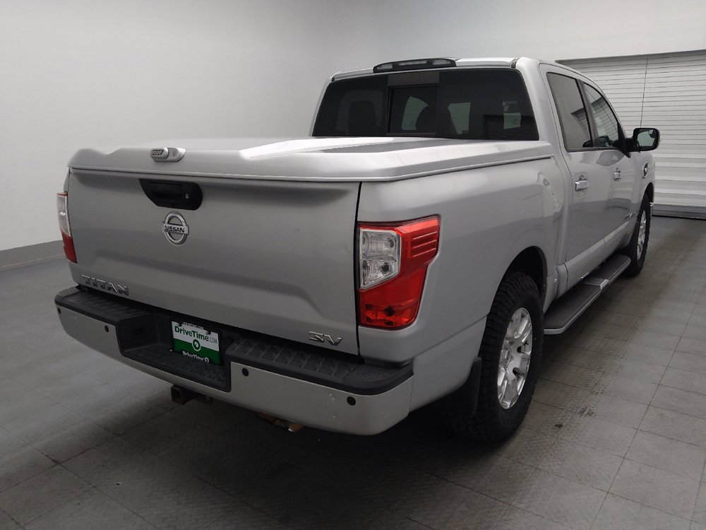 Used 2017 Nissan Titan SV RWD image 9