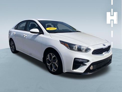 Used 2021 Kia Forte LXS FWD image 1