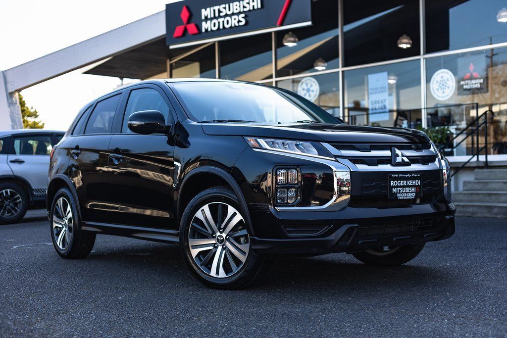Used 2024 Mitsubishi Outlander Sport SE AWD/4WD image 1