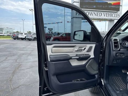 Used 2022 RAM 1500 Limited AWD/4WD image 11