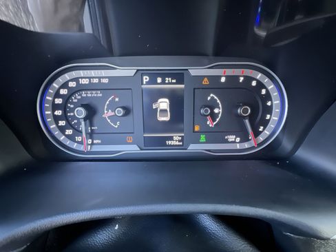 Used 2024 Hyundai Santa Cruz SEL image 17