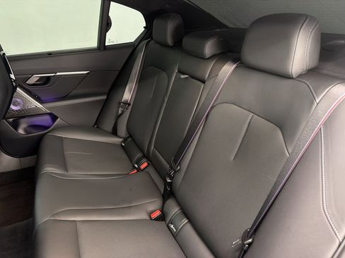 Used 2025 BMW M5 w/ Executive Package AWD/4WD image 26