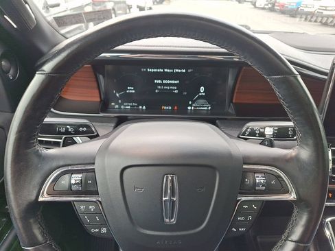 Certified 2021 Lincoln Navigator Reserve AWD/4WD image 21