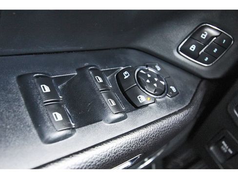Used 2018 Ford Expedition Limited w/ Equipment Group 302A RWD image 20
