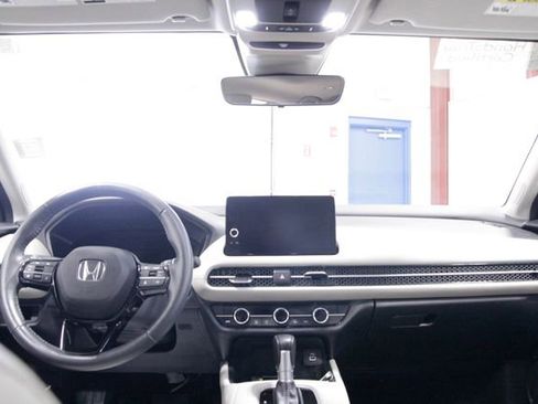 Certified 2024 Honda HR-V EX-L image 18