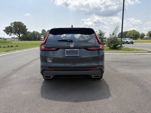 Used 2023 Honda CR-V Sport image 4