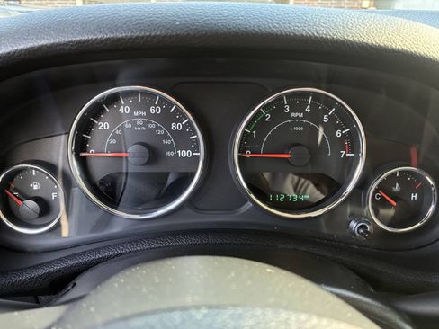 Used 2016 Jeep Wrangler Sport w/ Quick Order Package 24S AWD/4WD image 16