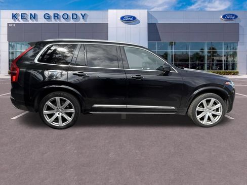 Used 2018 Volvo XC90 T6 Inscription w/ Convenience Package AWD/4WD image 2