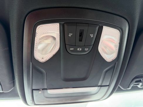 Used 2022 RAM 2500 Tradesman AWD/4WD image 18
