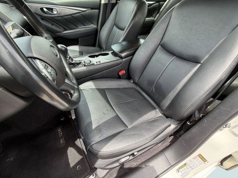 Used 2015 INFINITI Q50 Premium w/ Navigation Package RWD image 5