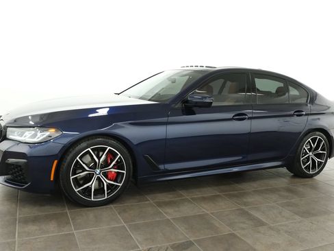Used 2023 BMW M550i xDrive w/ Executive Package AWD/4WD image 2