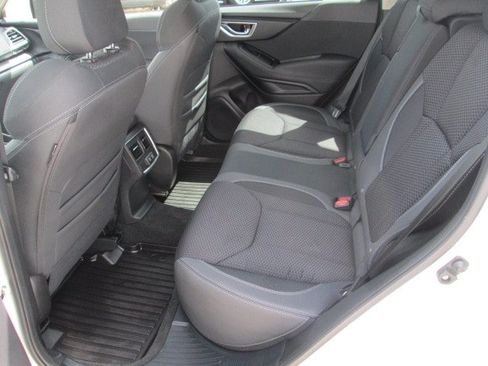 Used 2022 Subaru Forester Premium AWD/4WD image 10