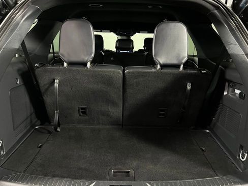 Used 2025 Ford Explorer ST-Line w/ ST-Line Street Pack image 29