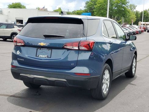 Used 2024 Chevrolet Equinox LT FWD image 3