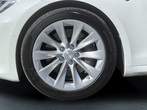 Used 2017 Tesla Model S 75 image 24