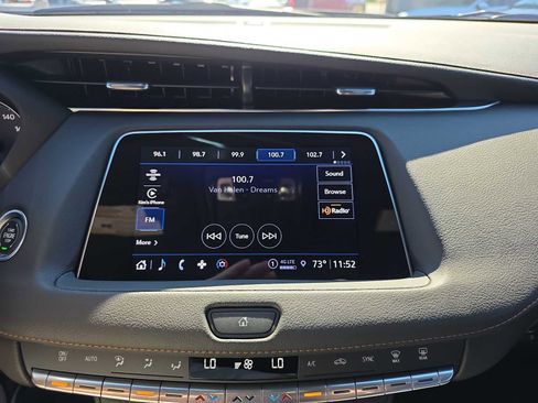 Used 2023 Cadillac XT4 Sport image 11