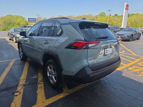 Used 2023 Toyota RAV4 XLE FWD image 7