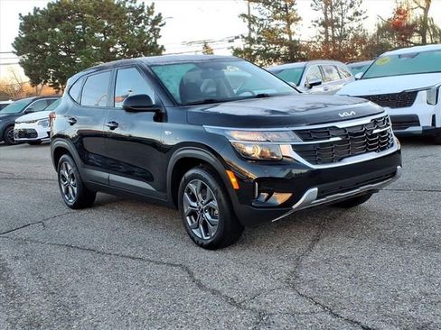 Used 2024 Kia Seltos LX image 28