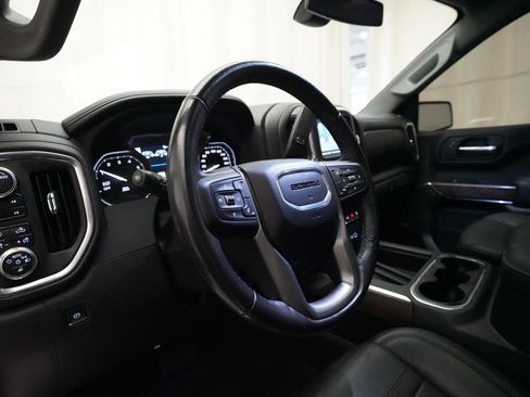 Used 2022 GMC Sierra 1500 Denali w/ Denali Premium Package AWD/4WD image 8