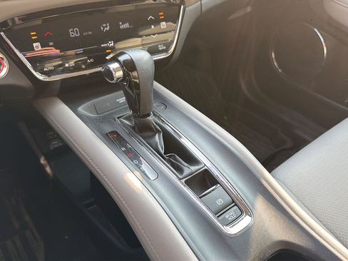 Used 2019 Honda HR-V EX image 13