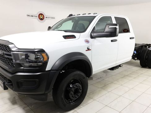 Used 2024 RAM 5500 Tradesman w/ Max Tow Package AWD/4WD image 5