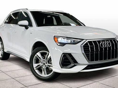Used 2022 Audi Q3 2.0T Premium image 2