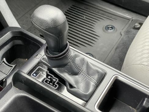 Used 2022 Toyota Tacoma SR w/ SR Convenience Package RWD image 24