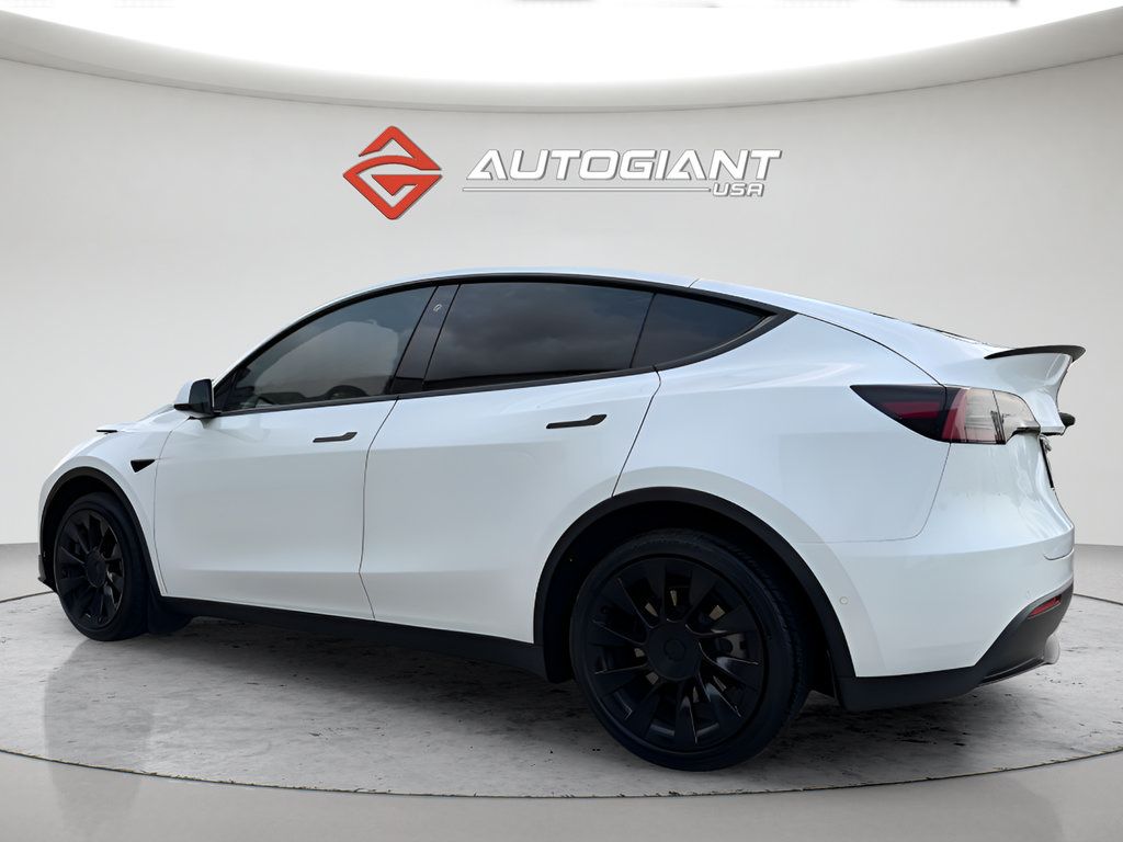 Used 2021 Tesla Model Y Long Range AWD/4WD image 4