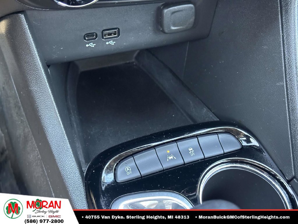 Certified 2024 Buick Encore GX Preferred FWD image 26