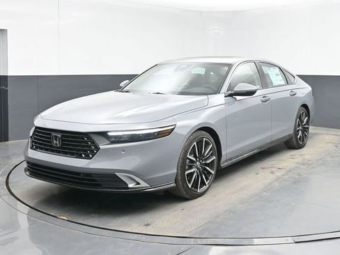 New 2026 Honda Accord Touring image 5