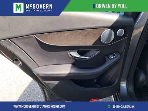 Used 2020 Mercedes-Benz C 300 4MATIC Sedan w/ Premium Package image 18