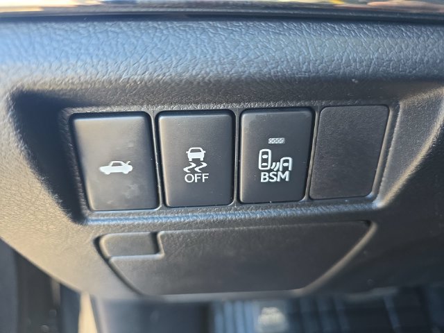 Used 2013 Toyota Avalon XLE Touring FWD image 25