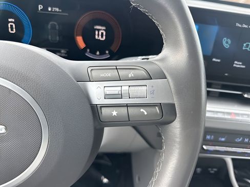 Used 2025 Hyundai Kona SEL image 15