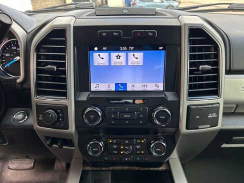 Used 2019 Ford F250 Lariat w/ Lariat Ultimate Package image 17