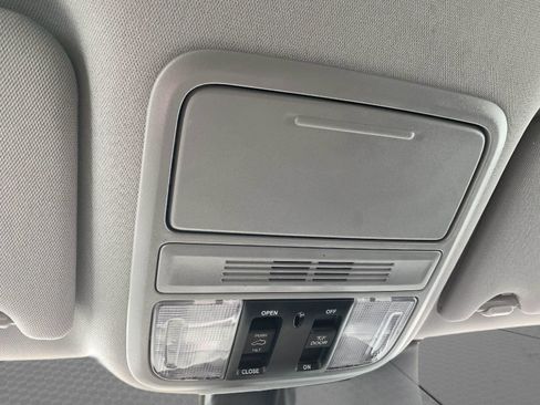 Used 2022 Honda Pilot EX-L image 32