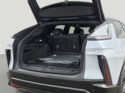 New 2026 Cadillac Lyriq Premium Sport w/ LPO, Floor Liner Package image 17