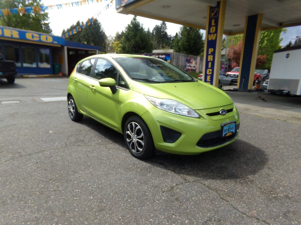 Used 2011 Ford Fiesta SE FWD image 1