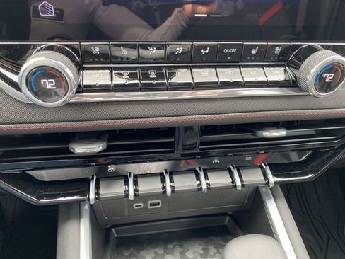 New 2026 Chevrolet Colorado Z71 w/ Z71 Convenience Package 2 AWD/4WD image 19