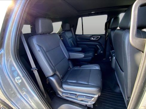 Used 2021 Chevrolet Tahoe LT w/ LT Signature Plus Package AWD/4WD image 20
