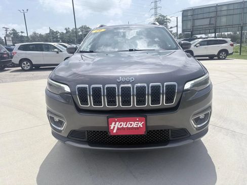 Used 2019 Jeep Cherokee Limited AWD/4WD image 2