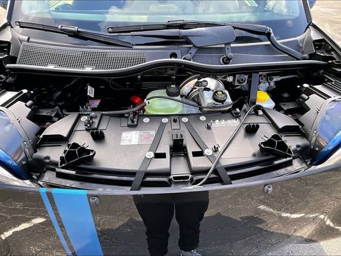 Used 2018 smart fortwo electric drive image 10