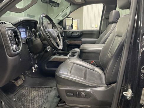 Used 2023 GMC Sierra 2500 Denali w/ Denali Black Diamond Edition image 10